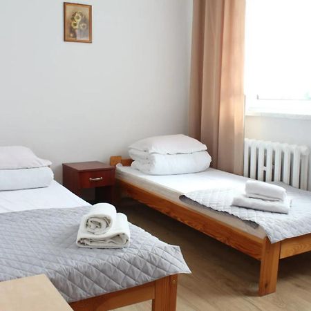 Отель Osrodek Wypoczynkowo-Rehabilitacyjny Posejdon Крыница-Морска Экстерьер фото