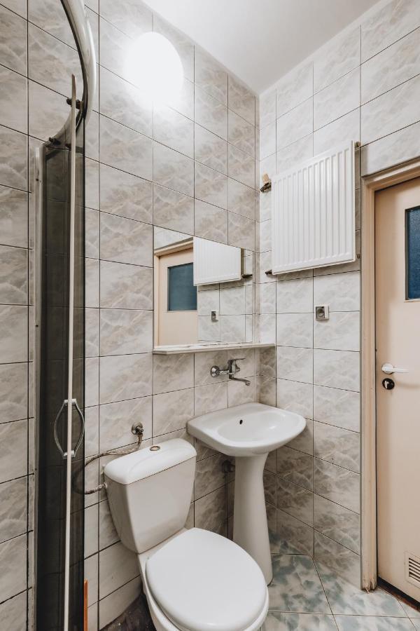Отель Osrodek Wypoczynkowo-Rehabilitacyjny Posejdon Крыница-Морска Экстерьер фото